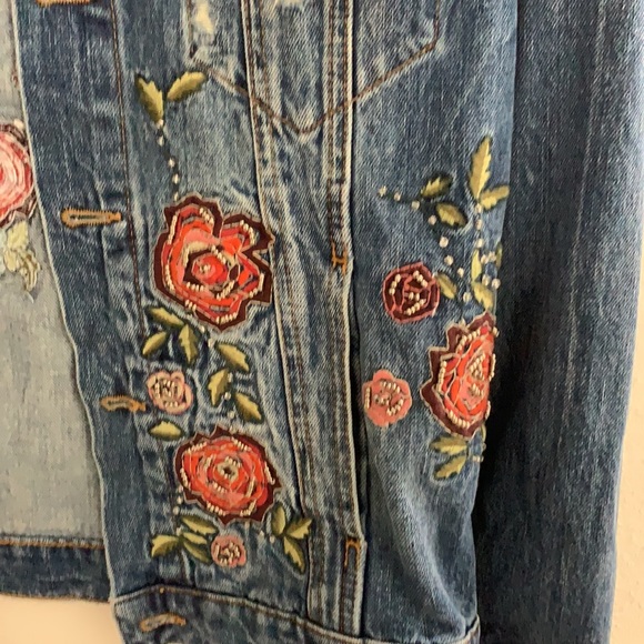 Embroidered beaded denim jacket - Picture 3 of 8